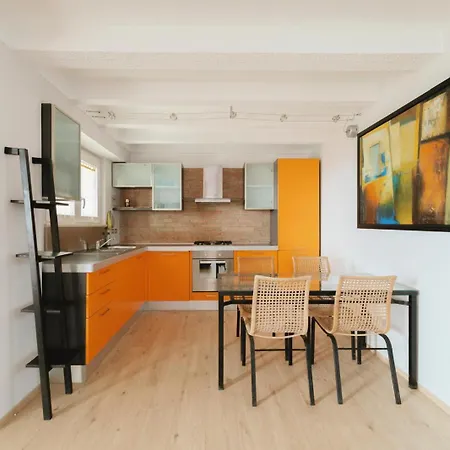 Se227 - Montemarciano, Comodo Trilocale Fronte Mare Appartement *